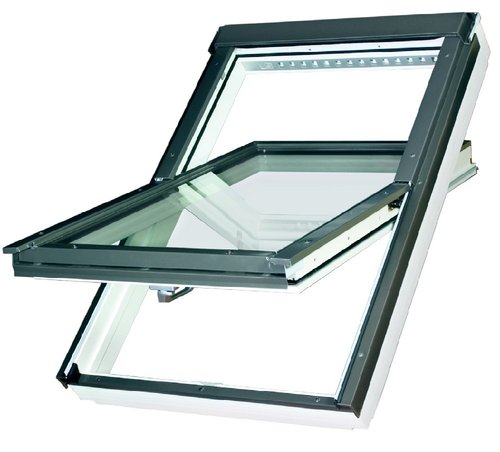 Střešní okno dřevěné kyvné bezúdržbové FAKRO FTU-V U3 FSC 02  55 x  98 bílá